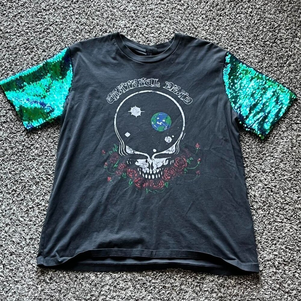 Topshop Black Grateful Dead Tee Size 6 Green/Blue Sequin Sleeves Eclectic Grunge - Picture 1 of 7